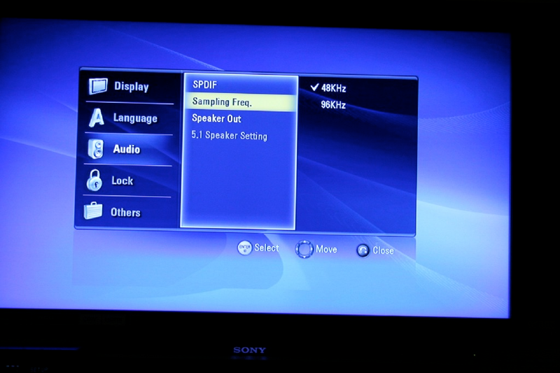 Illustration for article titled First Review: LG BH100 Hybrid Blu-Ray/HD-DVD Player (Verdict: Format War Still Blazing)